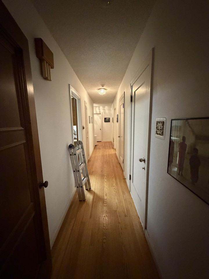 182 Cayuga Ave - Photo 6 of 6