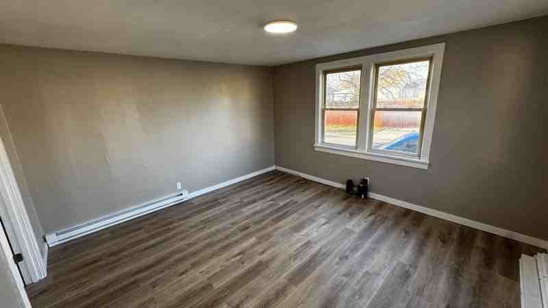 400 Emma Ave #2 - Photo 2 of 14