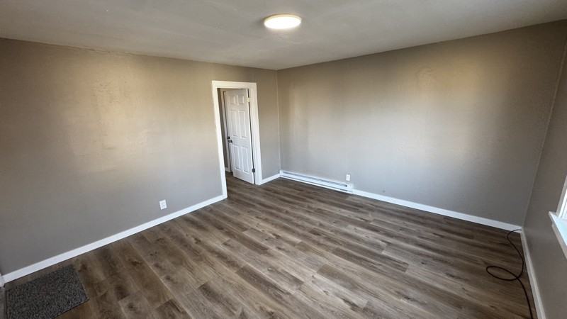 400 Emma Ave #2 - Photo 3 of 14