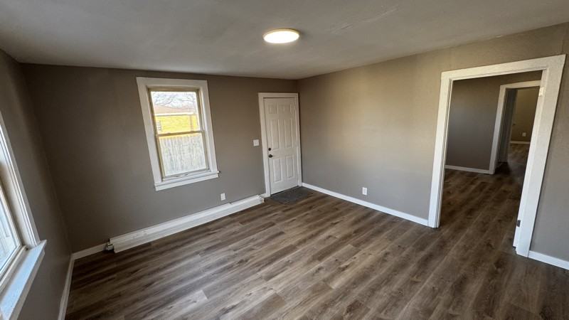 400 Emma Ave #2 - Photo 4 of 14