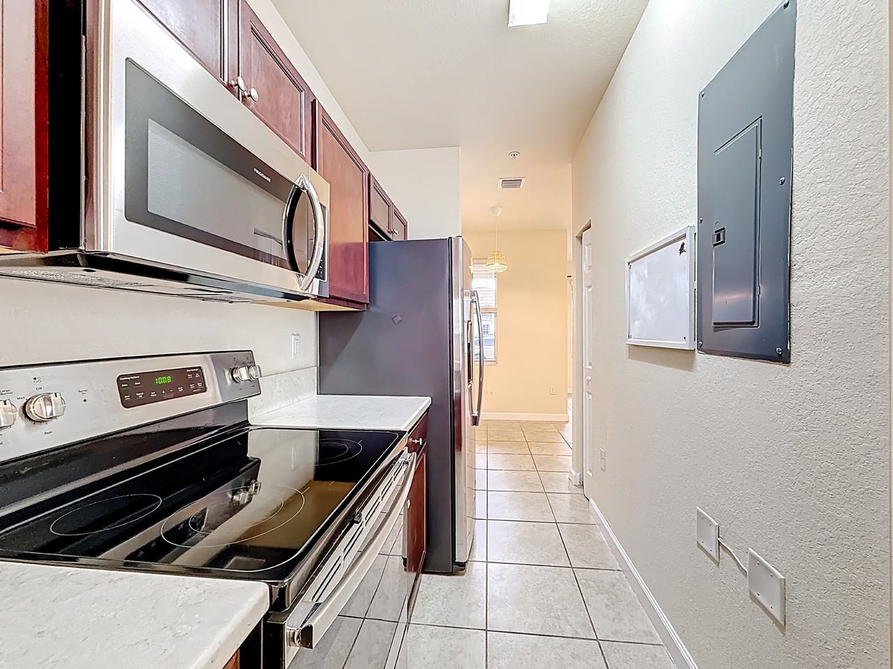 142 Seterrace #12 - Photo 6 of 16