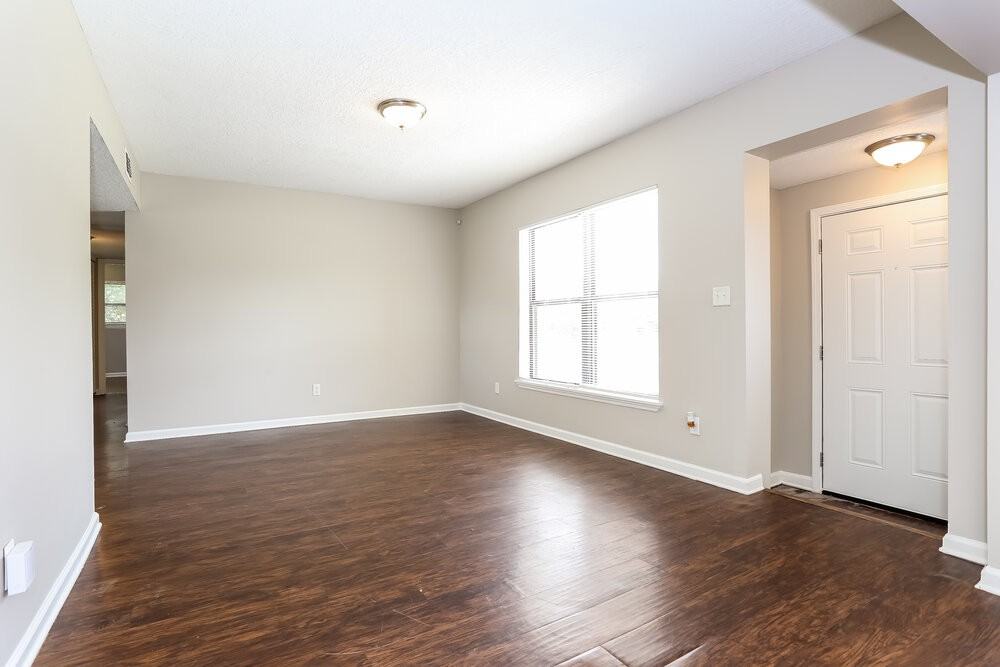 1609 Morgana Rd - Photo 3 of 16