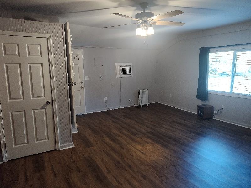 683 Carlouetta Rd Sw - Photo 3 of 8