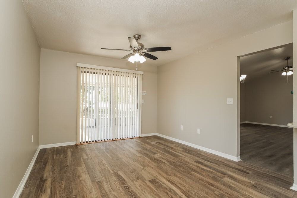 518 Carlsbad Dr - Photo 5 of 16