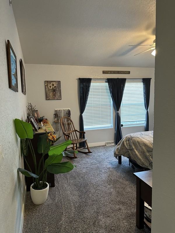 370 Jennifer Ln - Photo 7 of 16