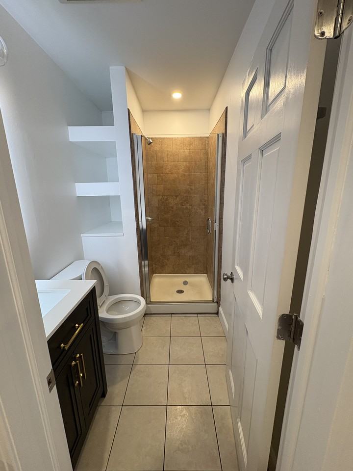 87 Columbia St #4R - Photo 4 of 12