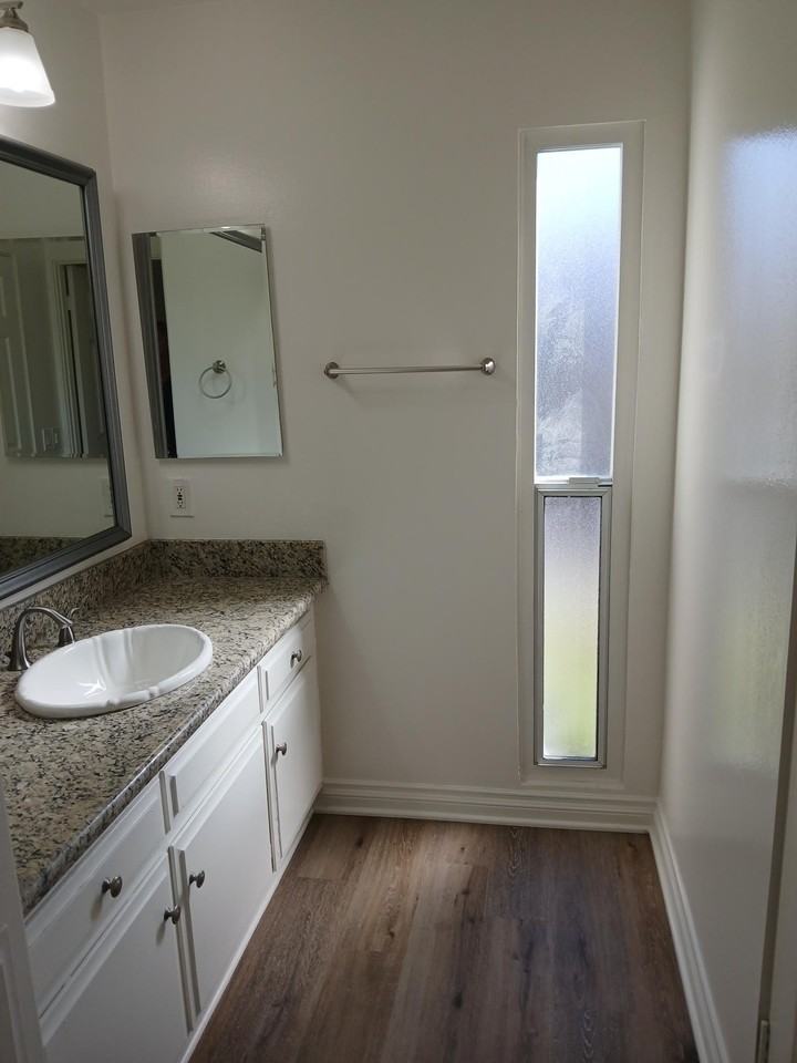 837 Amigos Way - Photo 5 of 32