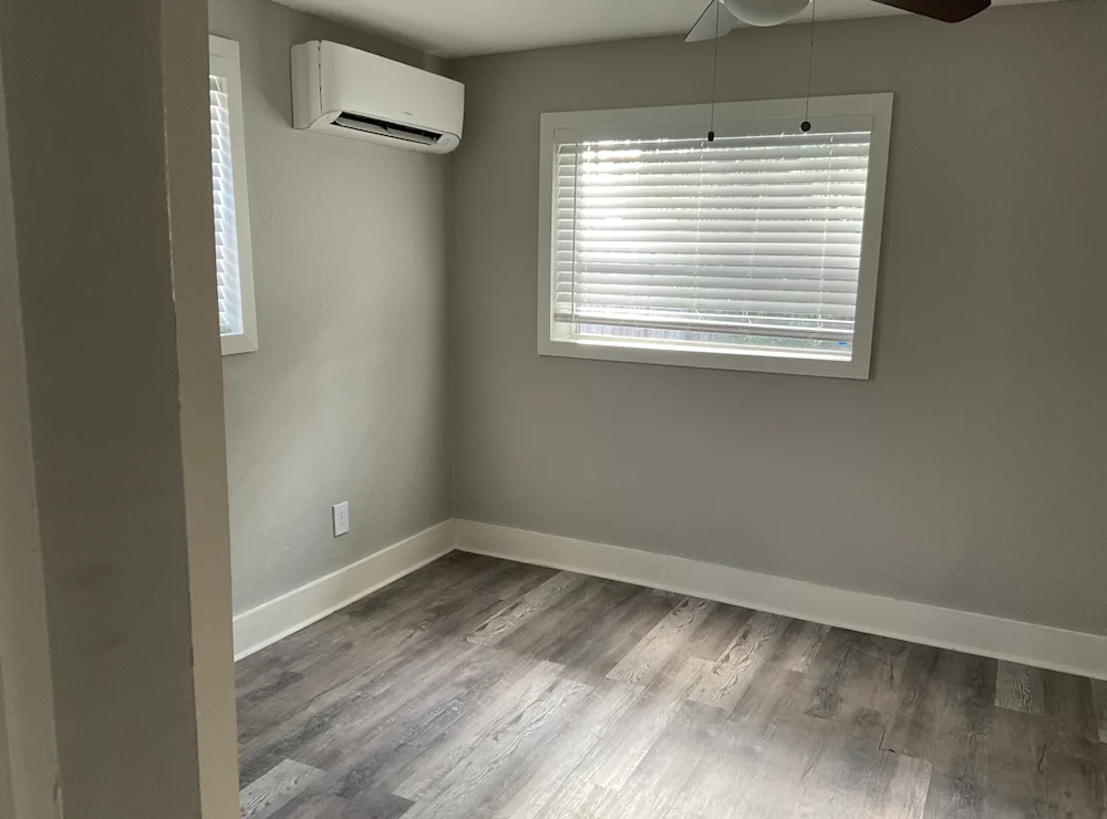 431 Iris Rd - Photo 7 of 16