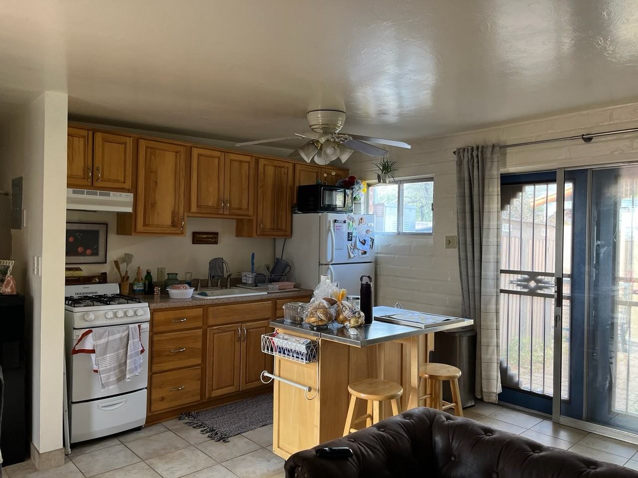 1703 E 13th St - Photo 2 of 19