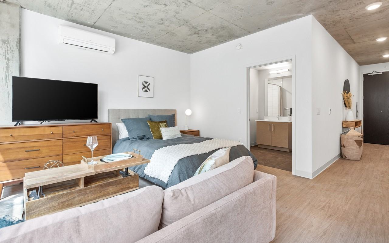 4550 N Sheridan Rd #413 - Photo 6 of 13