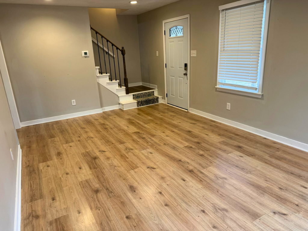 7086 Ann Cabell Ct - Photo 3 of 8