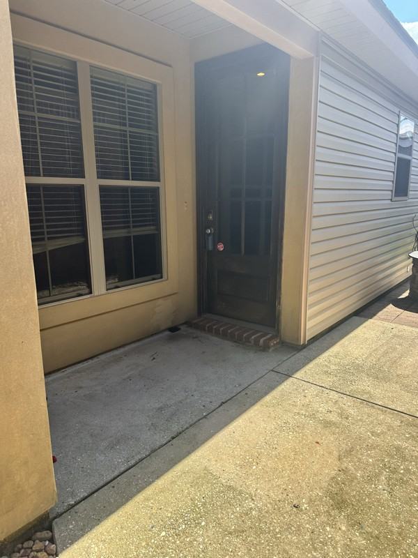 207 Chimney Rock Blvd - Photo 4 of 16