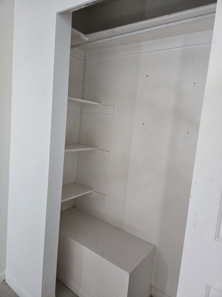 862 W Simondi Ave - Photo 4 of 8