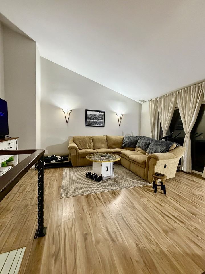 26179 Westview - Photo 2 of 15