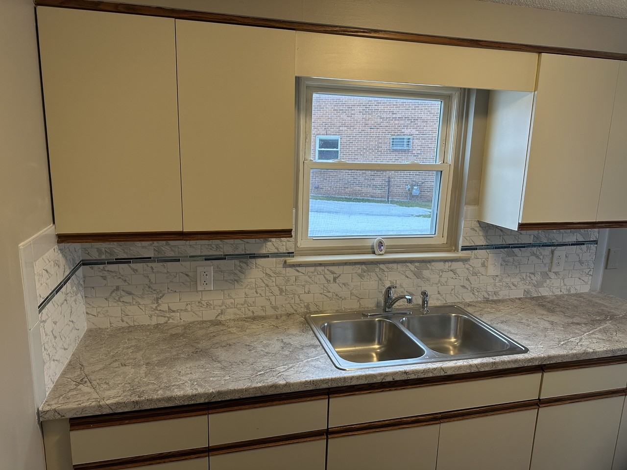 2718 Alder Creek Dr S #2 - Photo 3 of 10