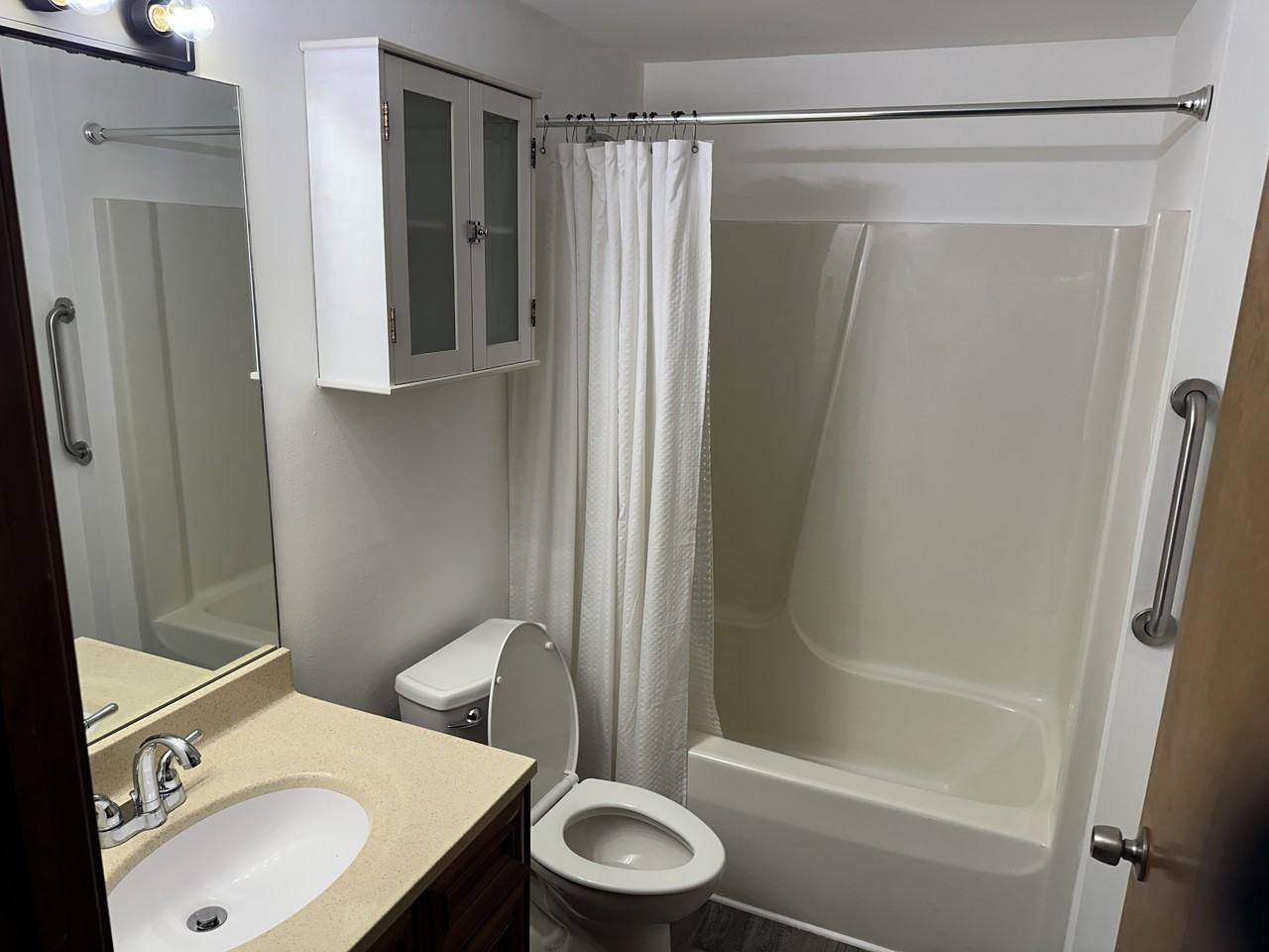 2718 Alder Creek Dr S #2 - Photo 4 of 10