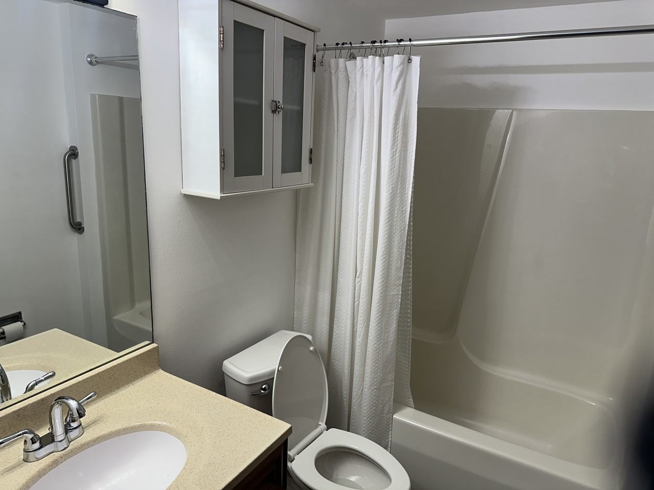 2718 Alder Creek Dr S #2 - Photo 5 of 10