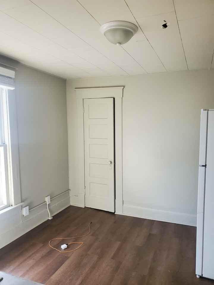 1234 E Elm St #8 - Photo 2 of 4