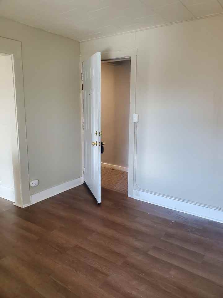 1234 E Elm St #8 - Photo 3 of 4