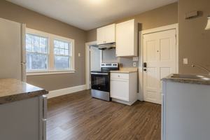 featured image of 1917 Newton Ave N #FL2