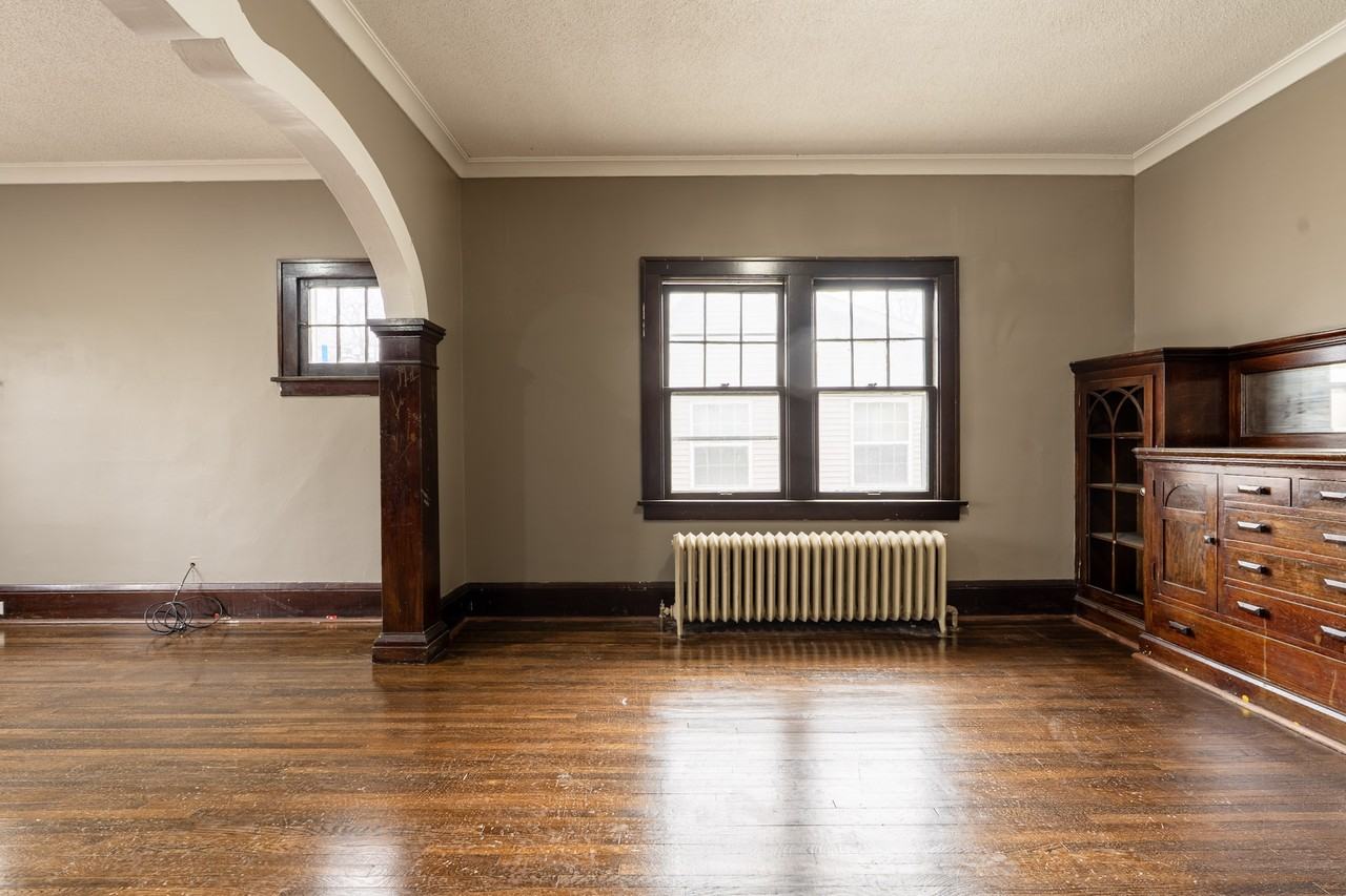 1917 Newton Ave N #FL2 - Photo 5 of 20