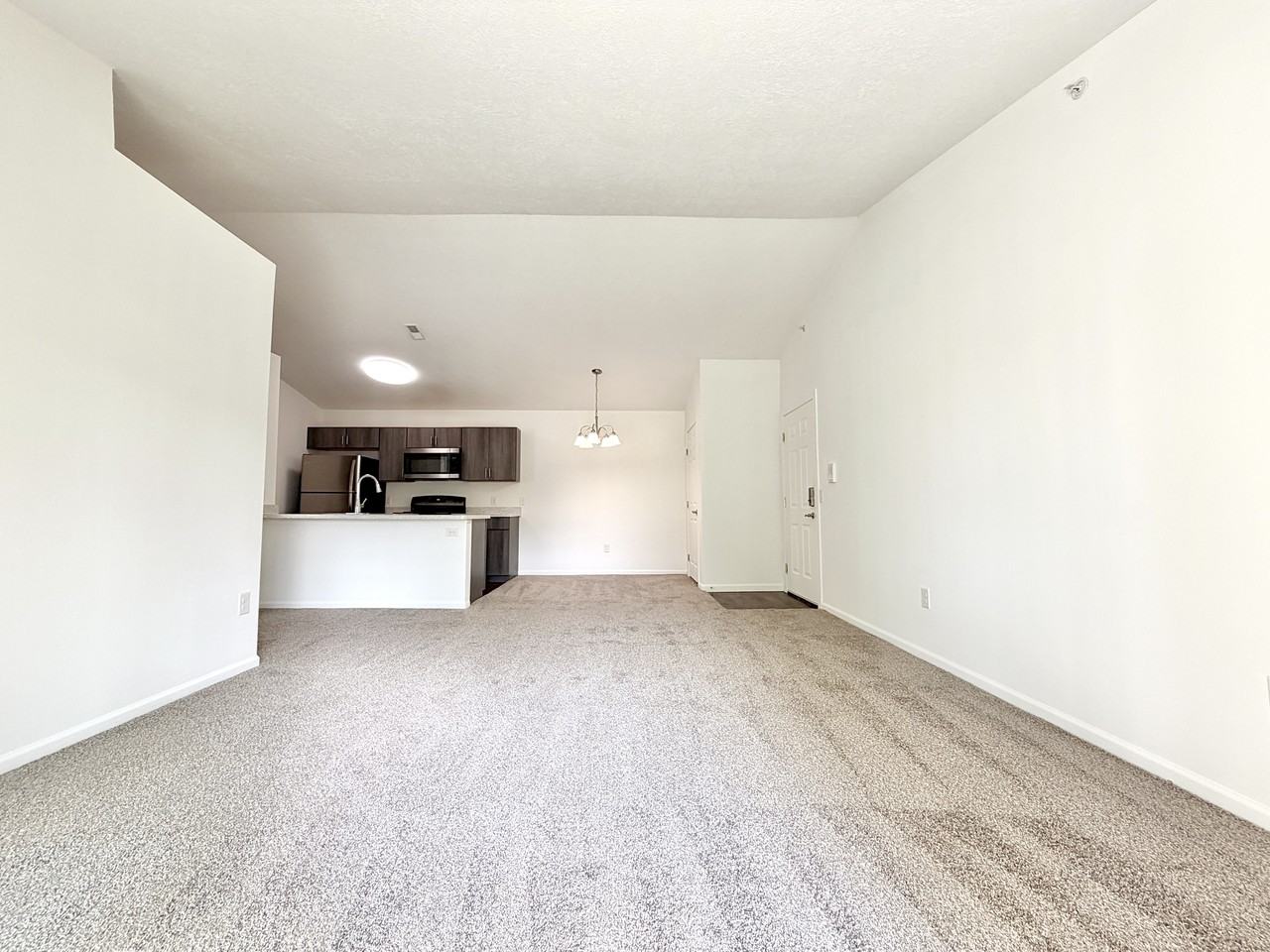 100 Gethings Cir #601-5 - Photo 2 of 14