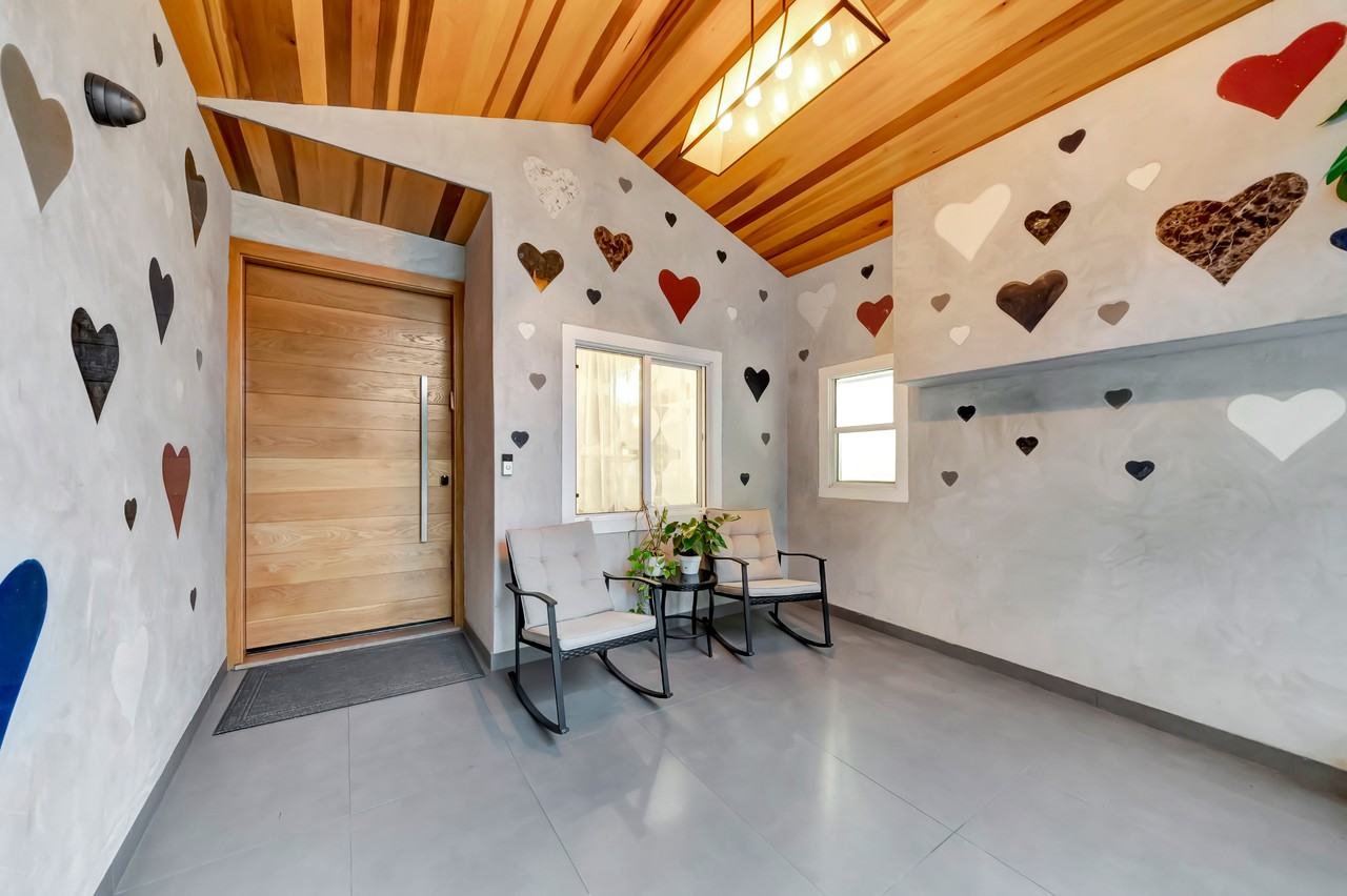 5817 Ranchito Ave #NA - Photo 4 of 21