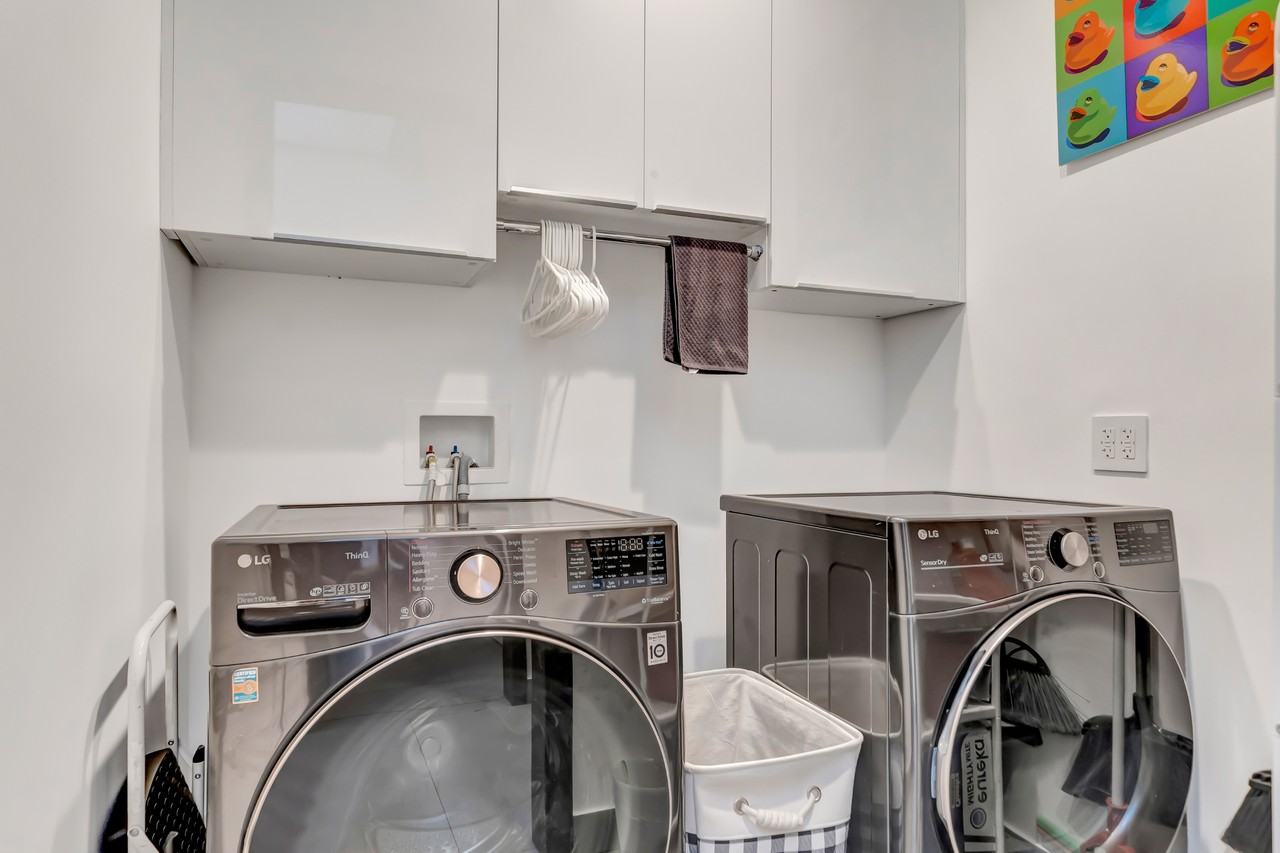 5817 Ranchito Ave #NA - Photo 7 of 21