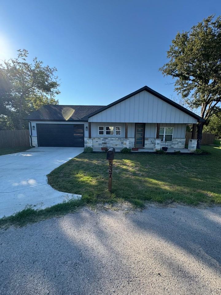 537 Cresthaven Ct #NA - Photo 5 of 12