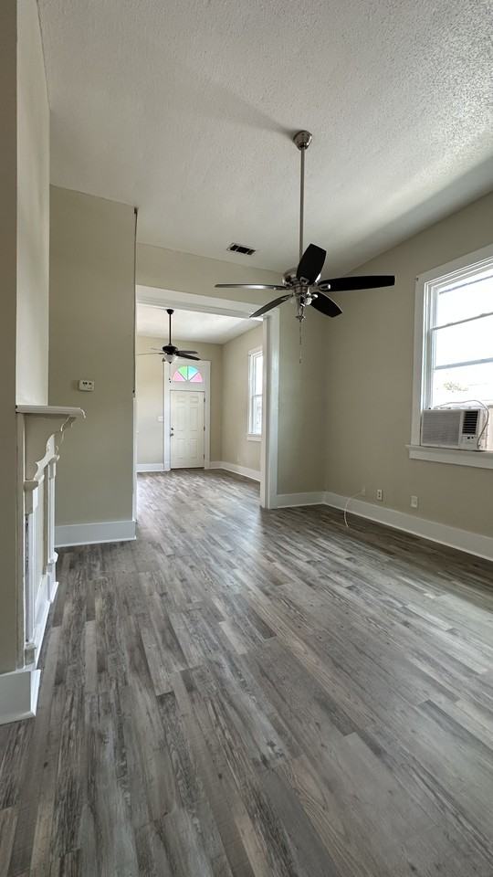 2525 Dabadie St #2525 - Photo 4 of 8