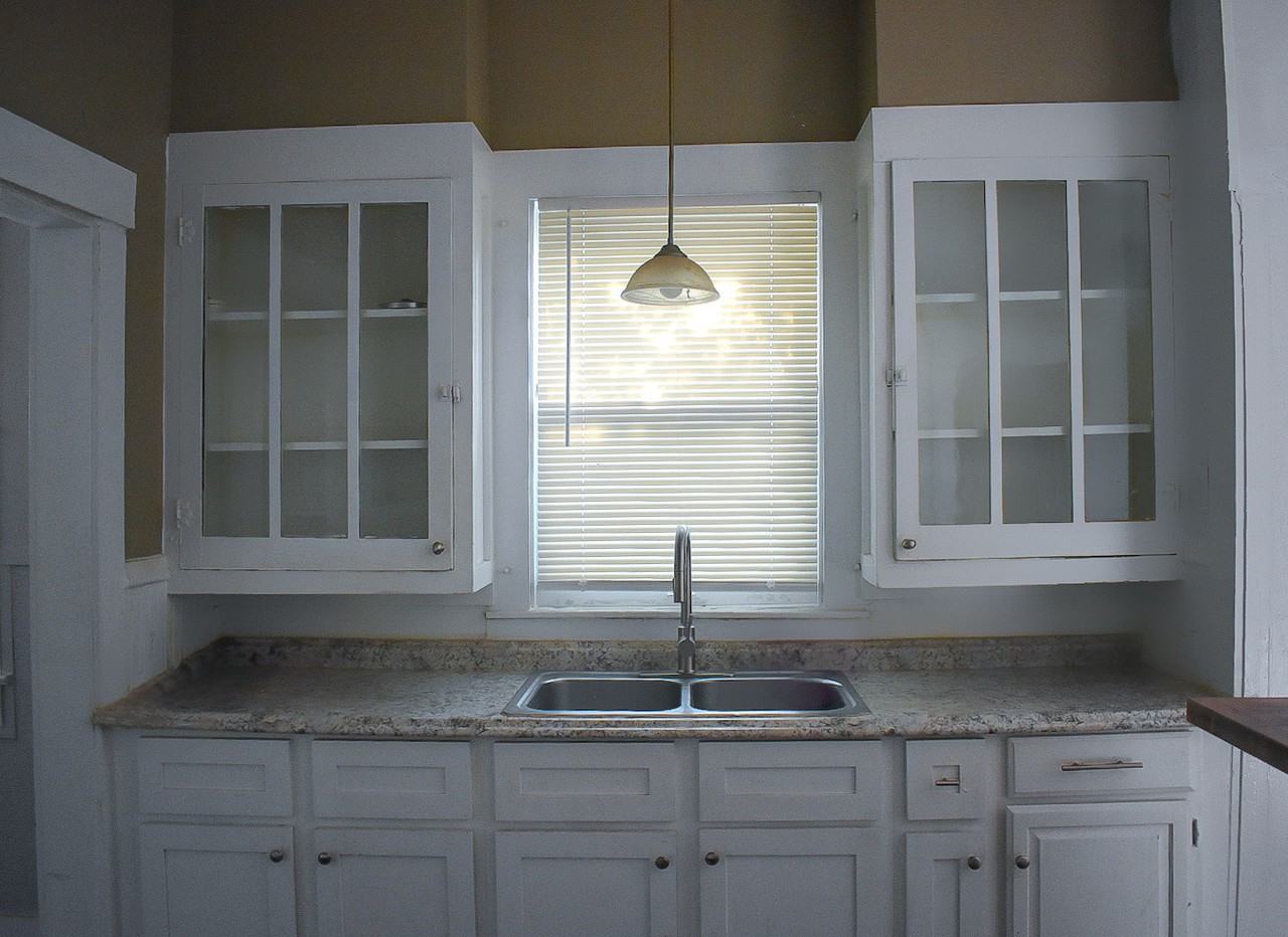 2246 E Houston St #NA - Photo 3 of 18