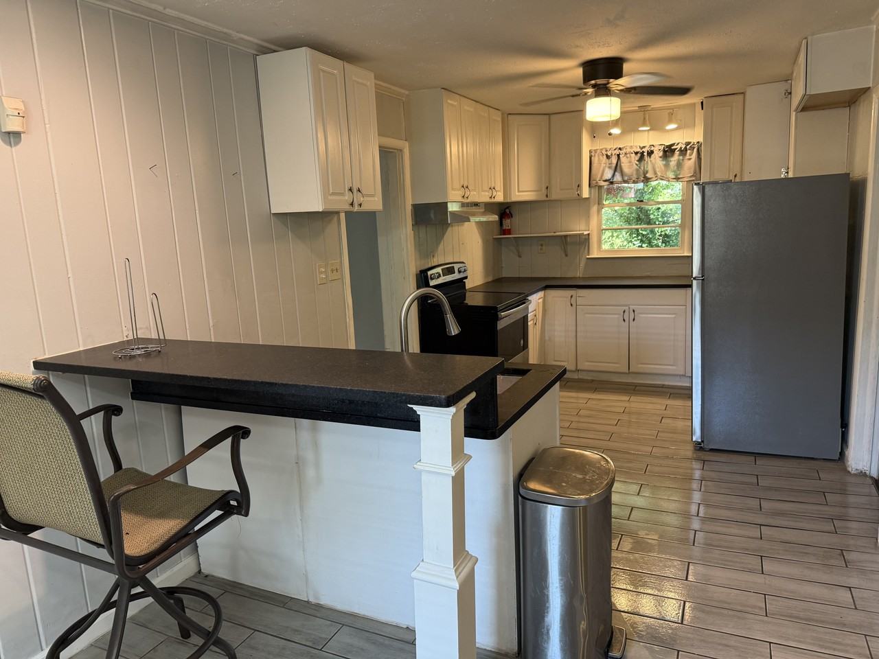 5421 Campbellton Rd Sw #NA - Photo 2 of 23