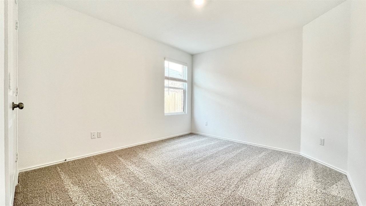 5616 Bellissima Way #NA - Photo 5 of 17