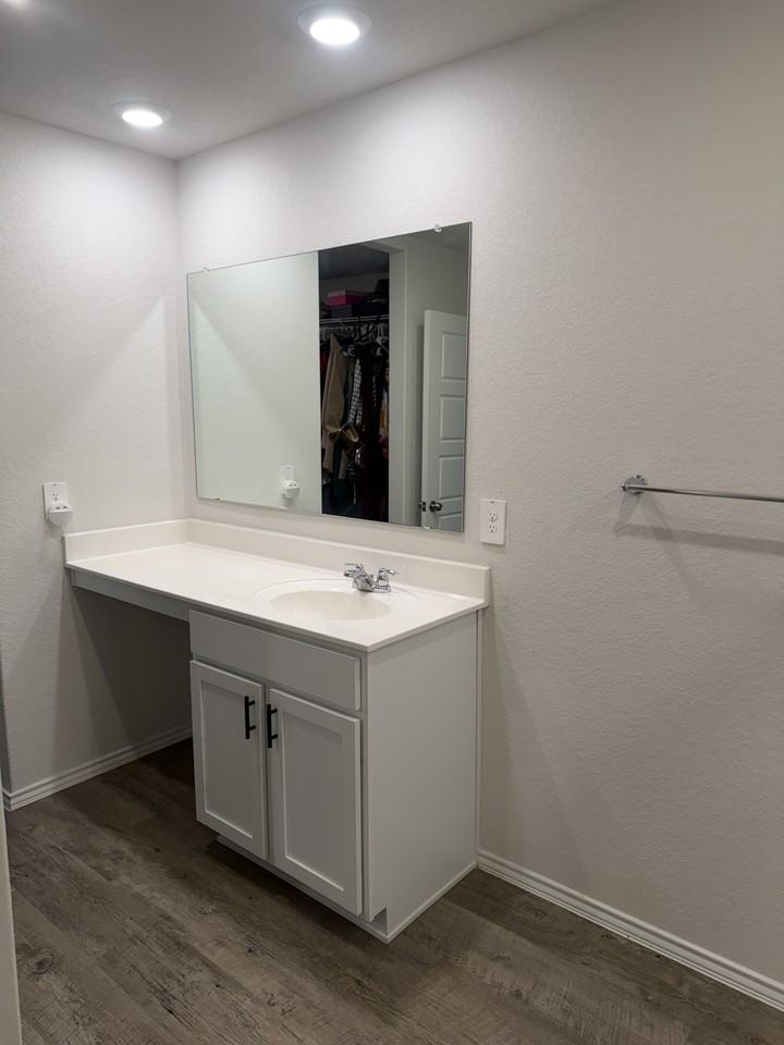 2067 Marshall Mnrs #NA - Photo 3 of 15