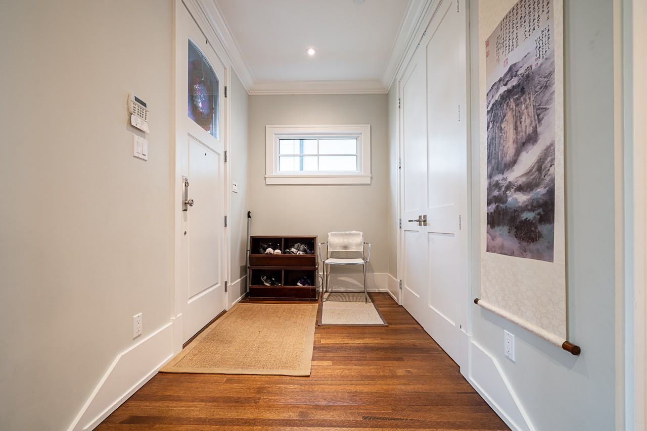 3172 West 28th Avenue - Photo 5 of 40