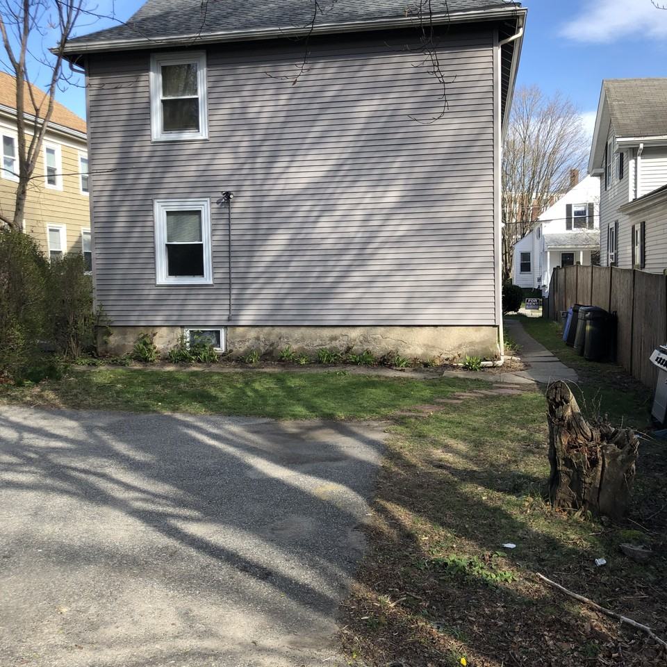 172 Trenton St #1 - Photo 7 of 10