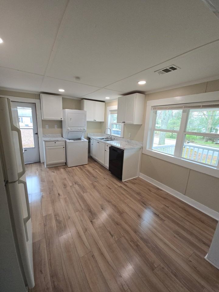 12 Farmer St #NA - Photo 6 of 18