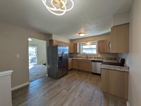 214 E Hughes Cir - Photo 1 of 1