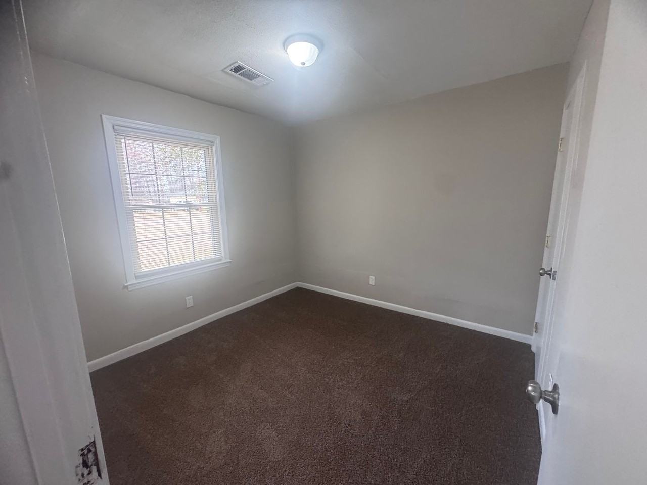 1818 Rigby St - Photo 6 of 10