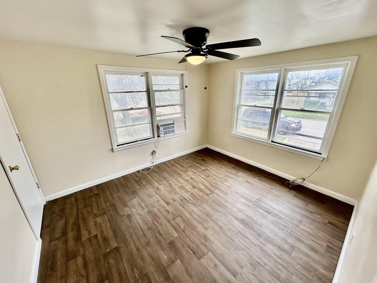 427 S Center St #1 - Photo 5 of 9