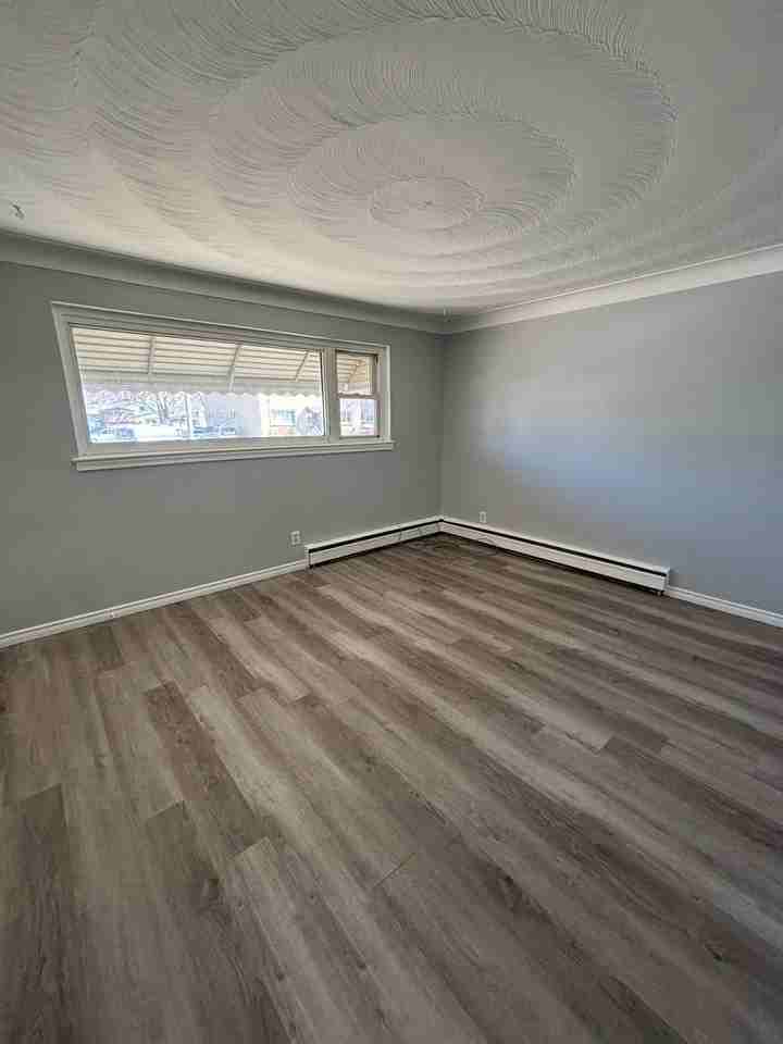 125 Sutton St #2 - Photo 3 of 11