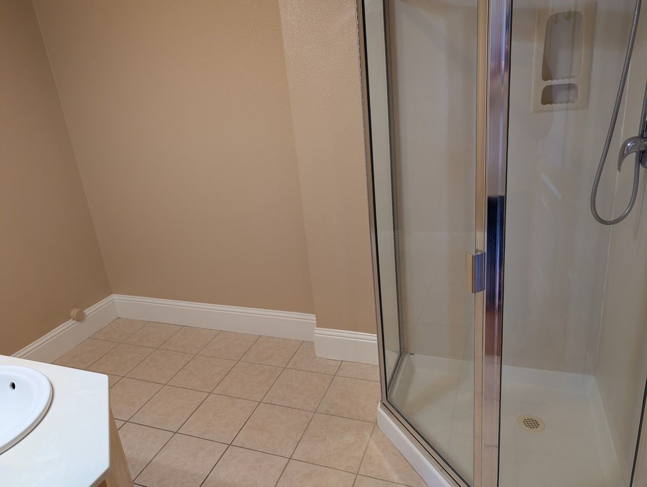 10186 Imperial Ave #1 - Photo 5 of 32