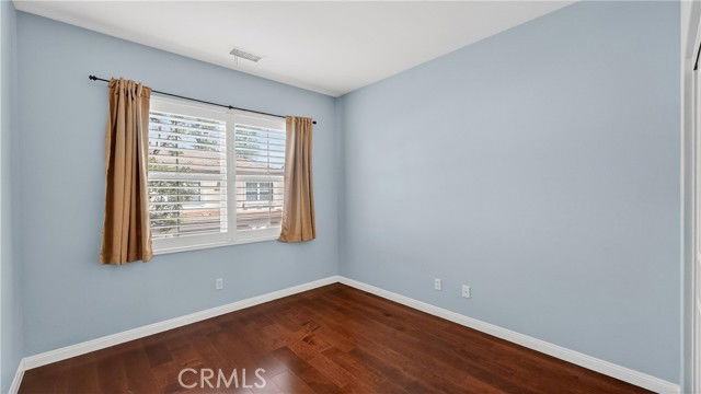 30 Maple Leaf - Photo 3 of 8