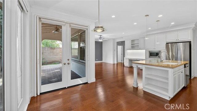 30 Maple Leaf - Photo 6 of 8