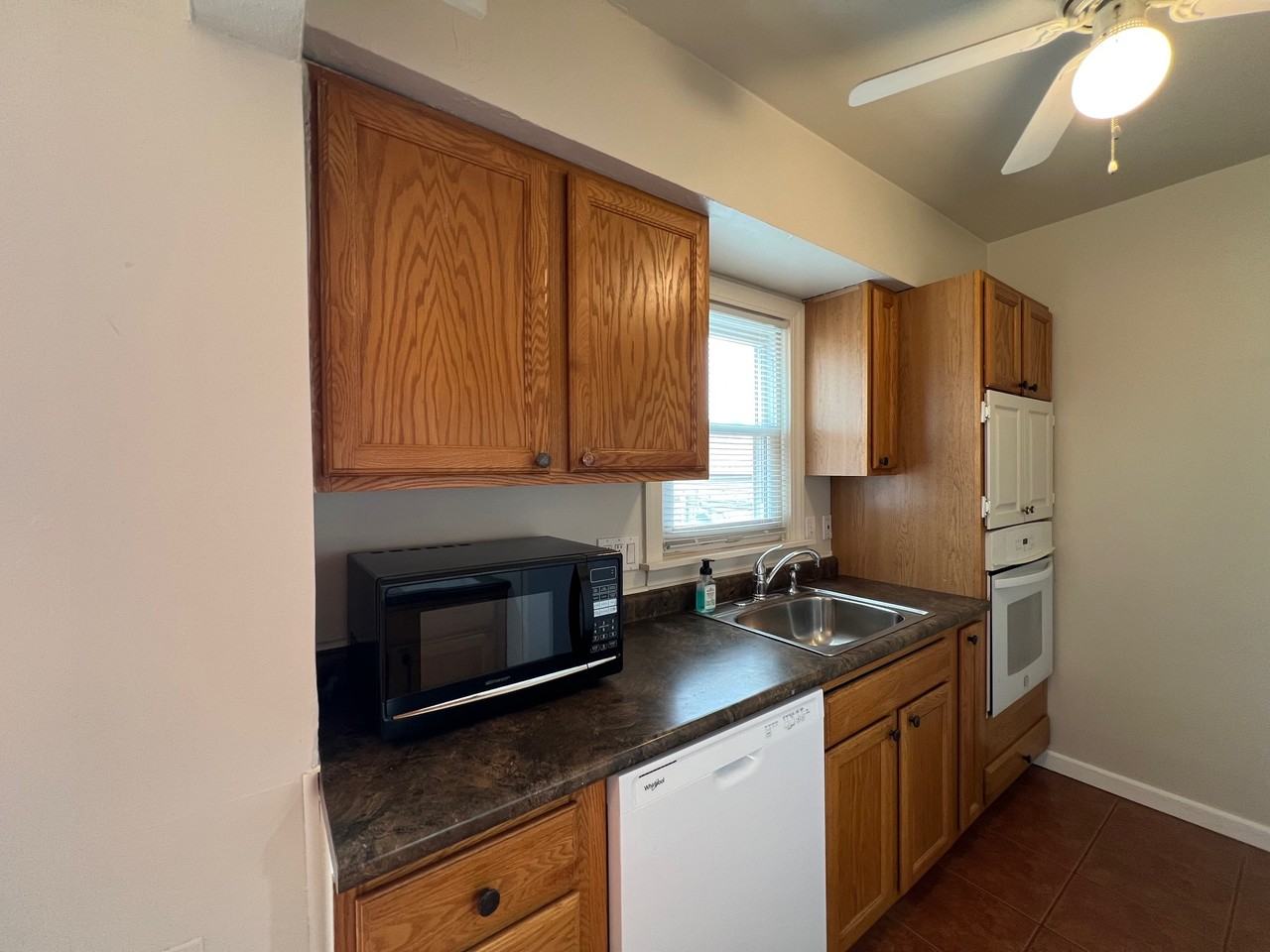 2524 57th St #1 - Photo 5 of 22