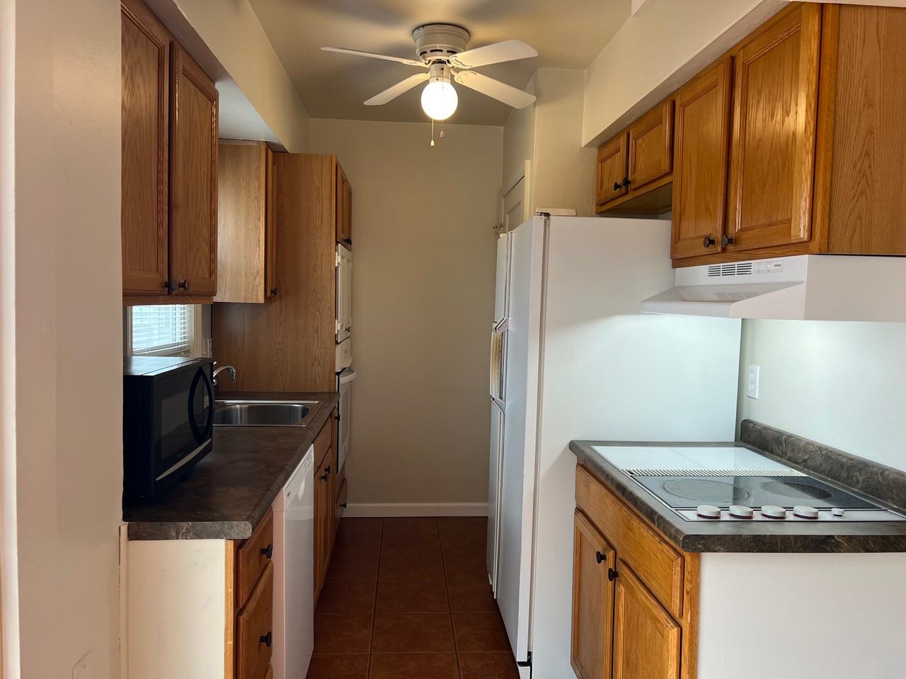 2524 57th St #1 - Photo 7 of 22