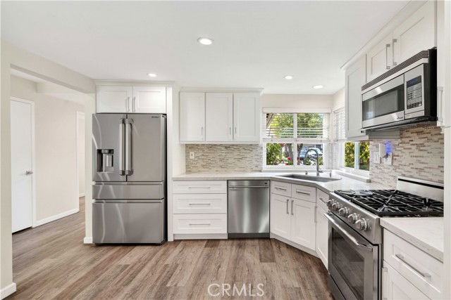 19539 Shadow Springs Way - Photo 2 of 8