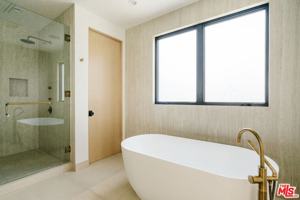 featured image of 4087 Kraft Ave