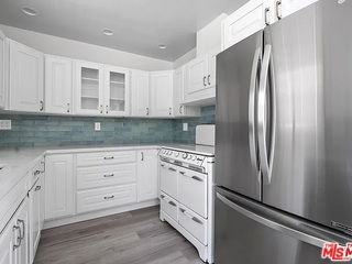 908 Venezia Ave - Photo 4 of 8