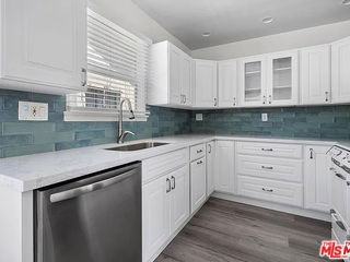 908 Venezia Ave - Photo 5 of 8